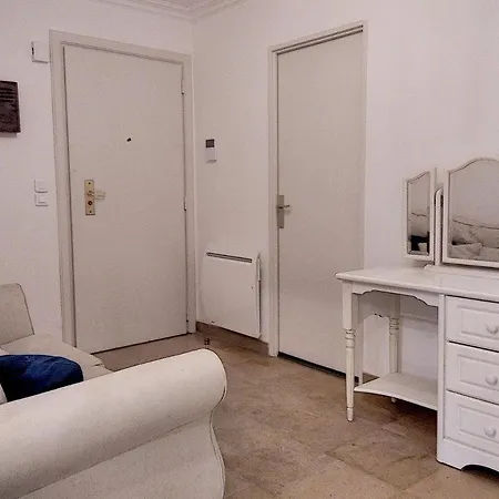 Apartament Chateau De La Pinede