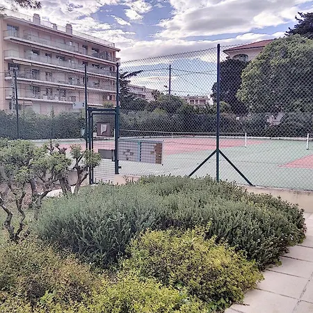 Chateau De La Pinede דירה ז'ואן-לה-פינס